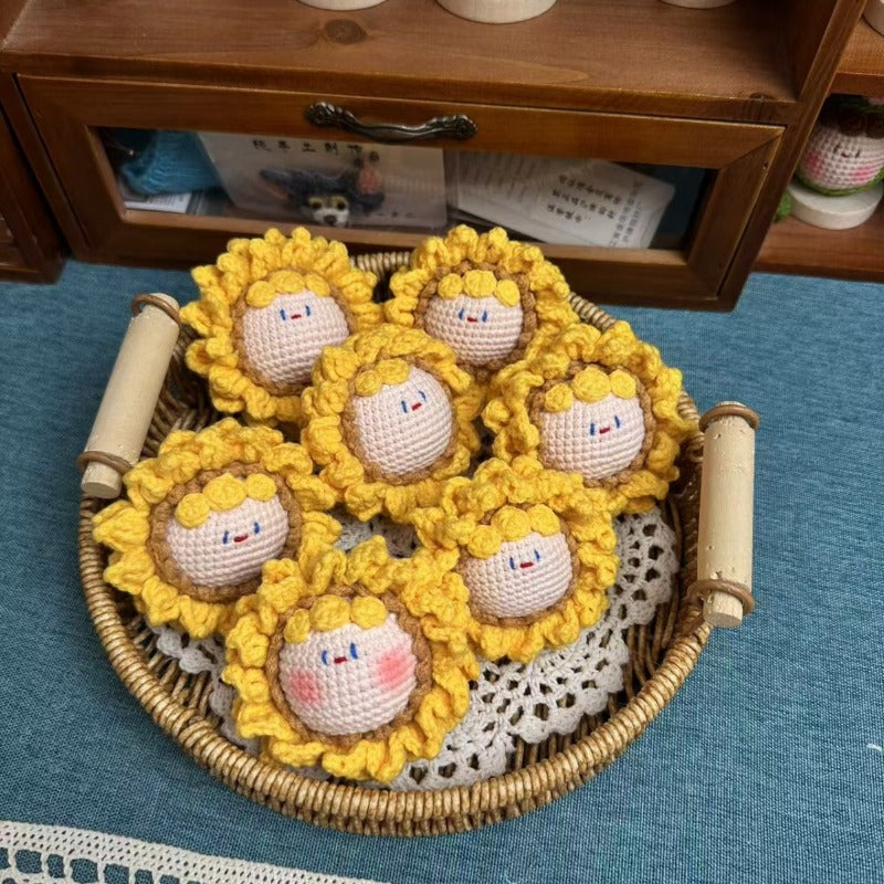 Giftwowo Sunflower Dumpling Keychain – Handmade Yarn Crochet Plush Doll, Blind Box / Blind Bag Plush Ornament, Cute Hanging Figure