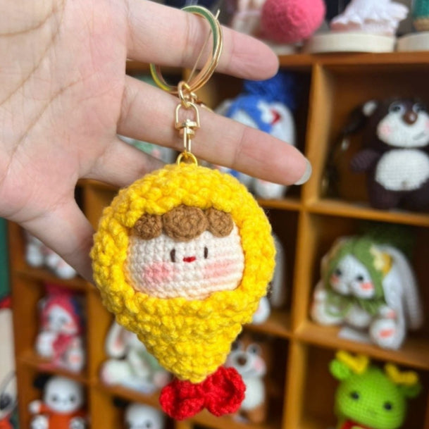 Giftwowo Pom-Pom Yarn Crochet Doll, Handmade Cute and Unique Accessory, DIY Adorable Ornament