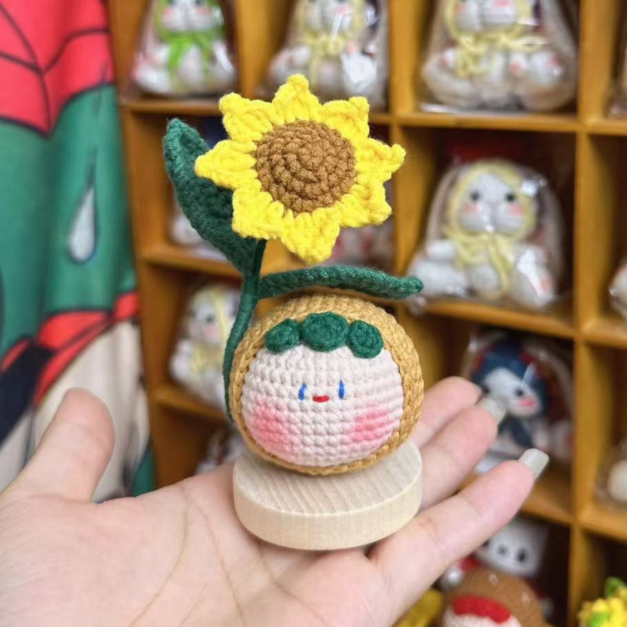 Giftwowo Finished Knitted Crochet Flower Pom-Pom Ornament, Handmade Unique Gift for Valentine's Day and Teacher's Day